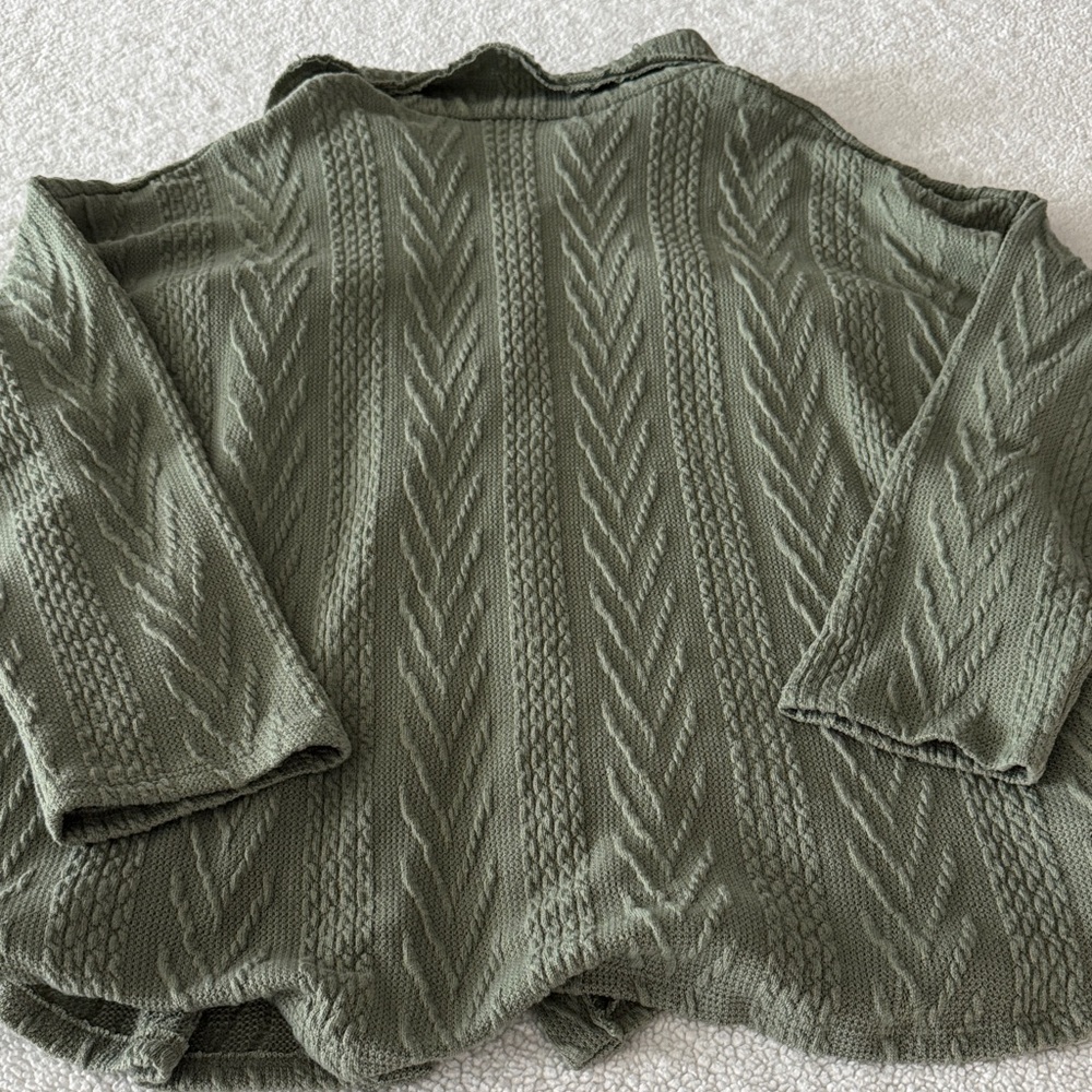 Green Textured Button-Up Jacket - Picture 6 of 6